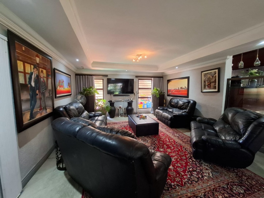 5 Bedroom Property for Sale in Cashan North West